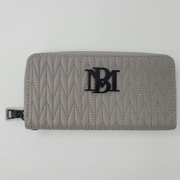 Badgley Mischka‎ Logo Continental Quilted Wallet - Picture 8 of 8